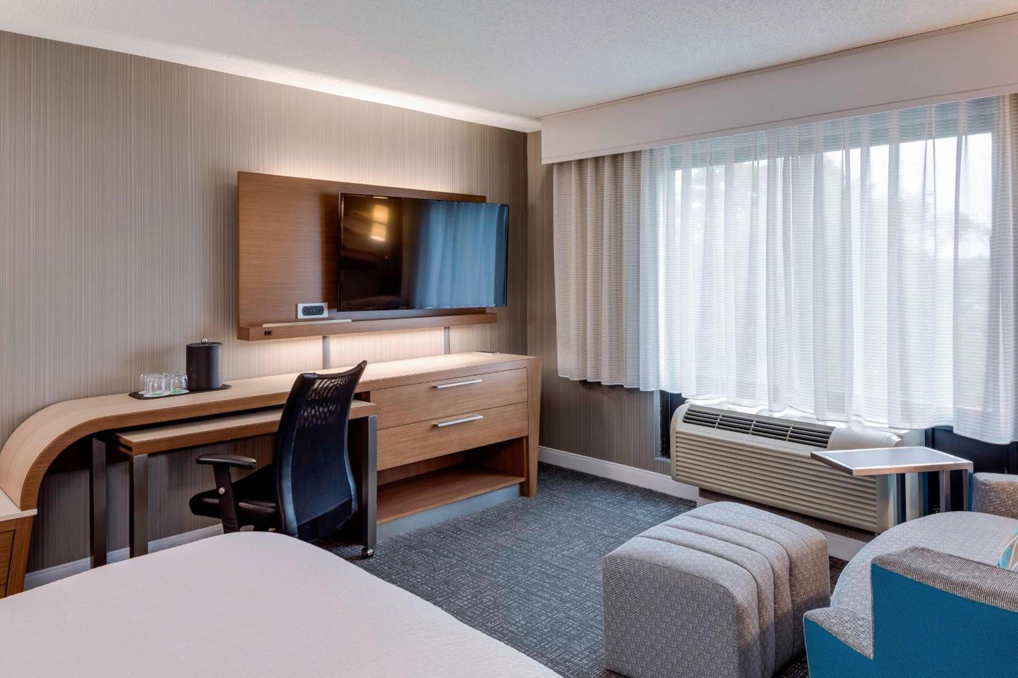 Hotel Courtyard By Marriott Portsmouth Exterior foto
